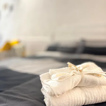 Free Parking - La Corte House 55 *