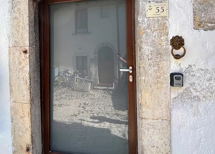 Free Parking - La Corte House 55